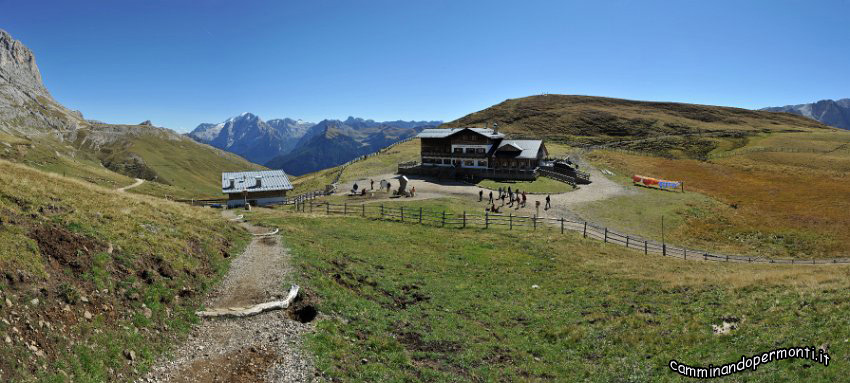 097 Rifugio Sasso Piatto.jpg